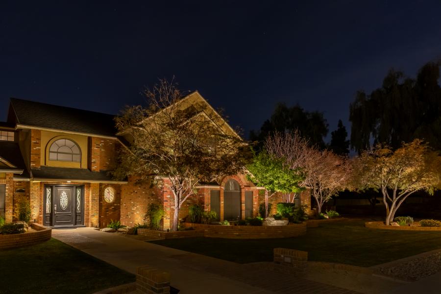 Landscape lighting Hills District